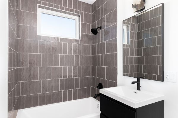 Cost of Shower Window Repair in Cypress